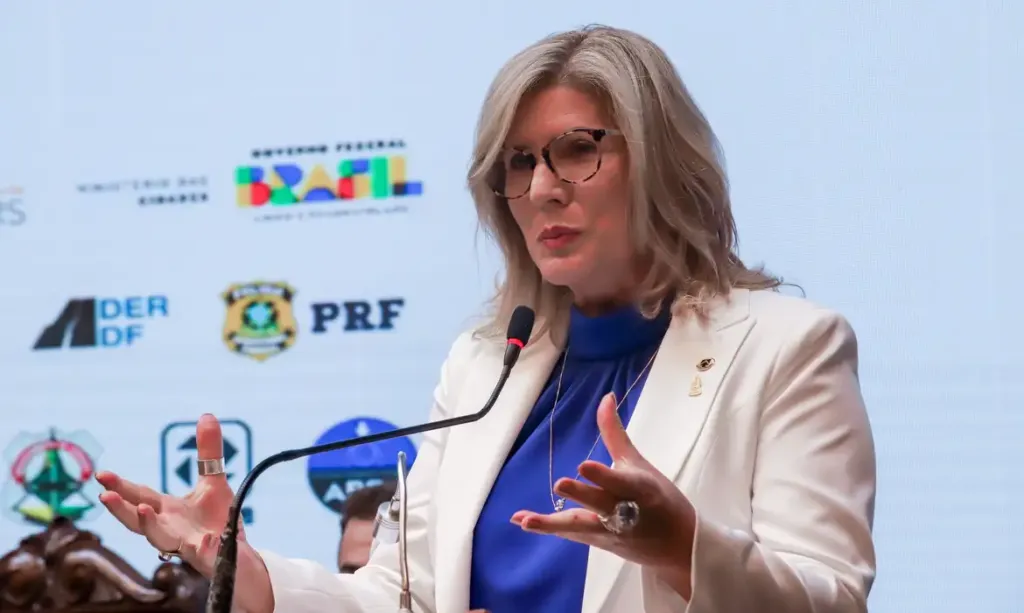 Brasil tem plano para reduzir mortes e lesões no trânsito; entenda