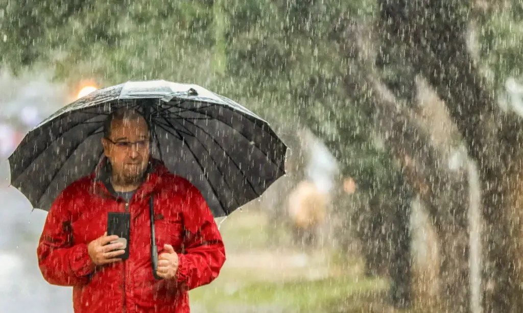 Tempestades atingem Região Sul neste domingo