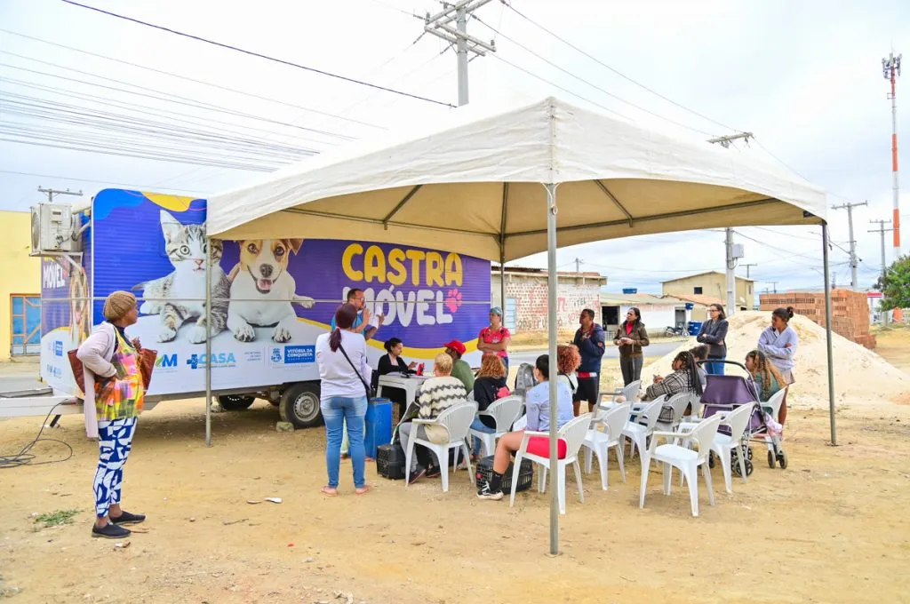 Castramóvel atende cães e gatos do Henriqueta Prates nesta sexta. Serviço gratuito segue até amanhã
