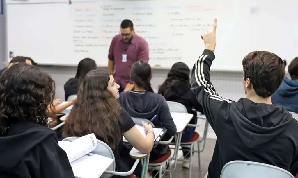 Escolas podem corrigir dados do Censo Escolar 2025 até 23 de outubro