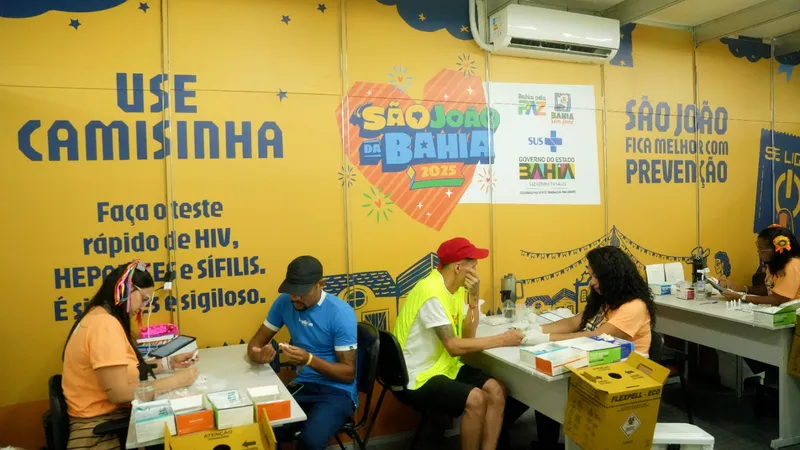 Estandes de testagem rápida para Infecções Sexualmente Transmissíveis atendem população nos festejos do São João da Bahia