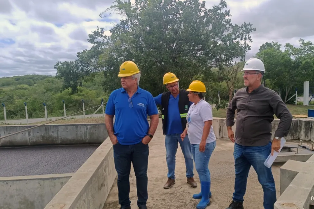 ARFES fiscaliza qualidade da água servida lançada por ETEs no ambiente