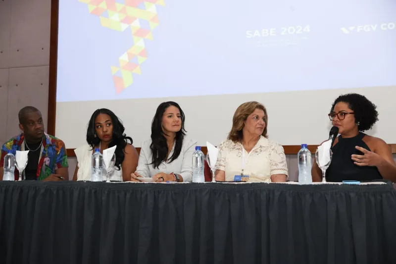 Seminário apresenta avanços e desafios da Educação de Jovens e Adultos, na Bahia