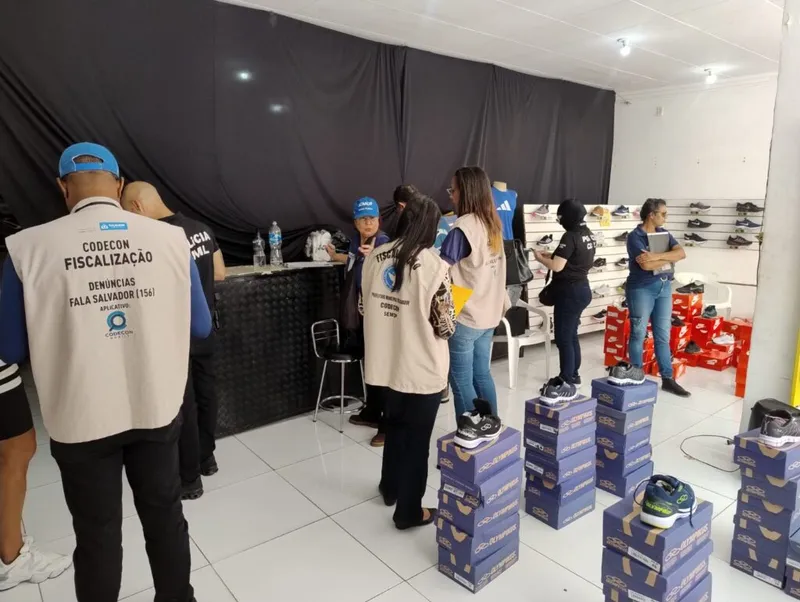 Operação Comércio Legal combate pirataria e protege consumidores em Salvador