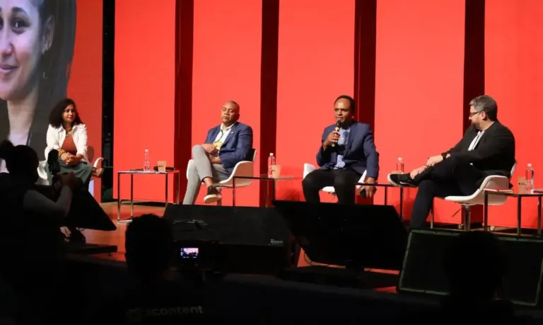 Negros acreditam mais em empresas do que no poder público, diz estudo