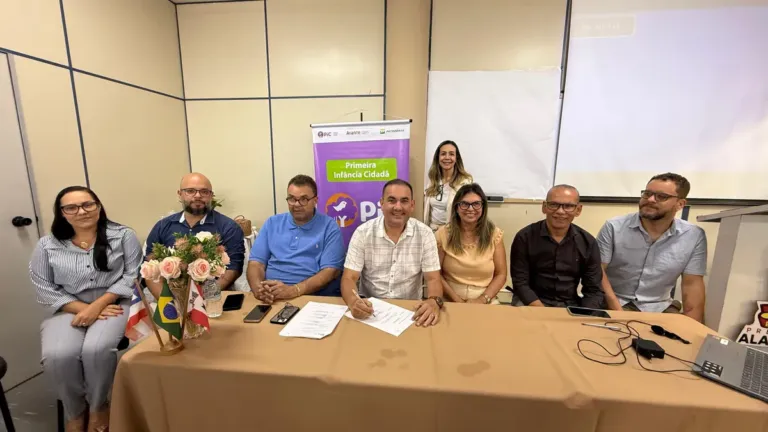 Prefeitura de Alagoinhas firma pacto para implementação do Projeto Primeira Infância Cidadã