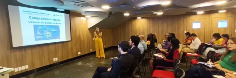Fórum marca inicio de implantação do novo modelo de compras no Estado