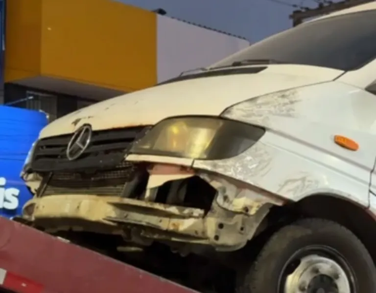 SMT flagra veículos sem manutenção realizando transporte clandestino em Feira