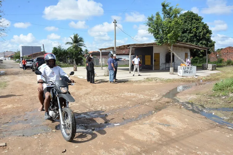 Prefeitura realiza visita técnica na Rua Sete Lagoas