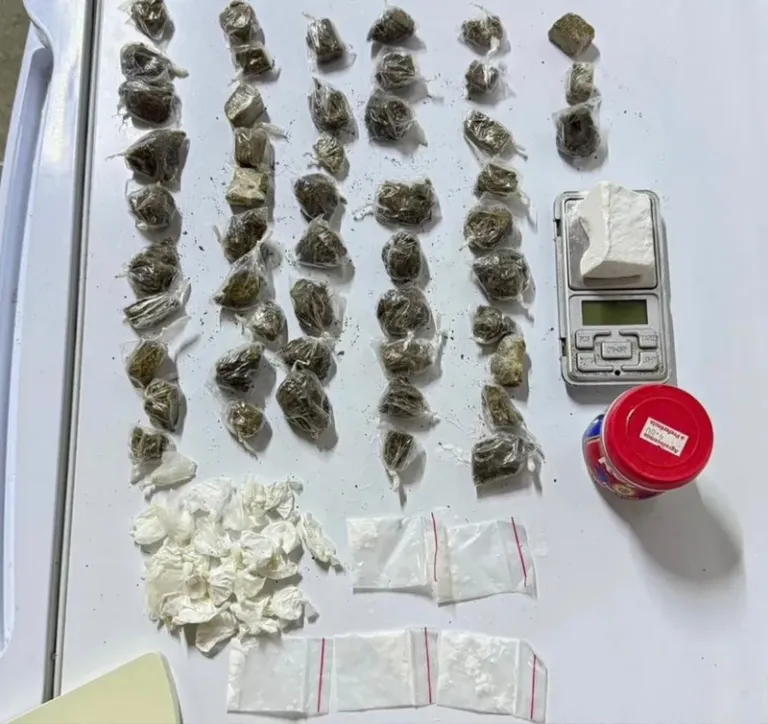 PM prende homem por tráfico de drogas em Santa Rita de Cássia