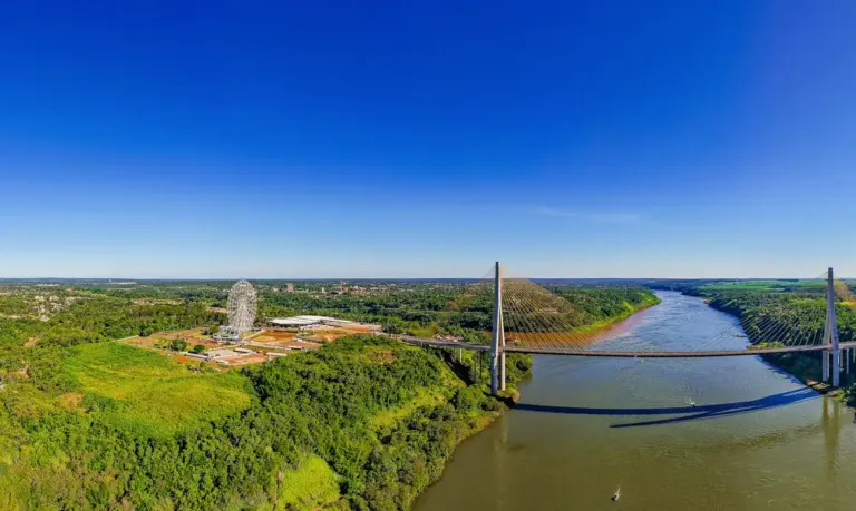 Inaugurada segunda ponte de ligação entre Brasil e Paraguai