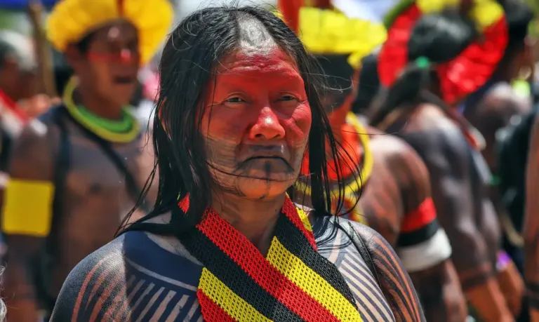 Senado aprova PEC do Marco Temporal, que retira direitos de indígenas