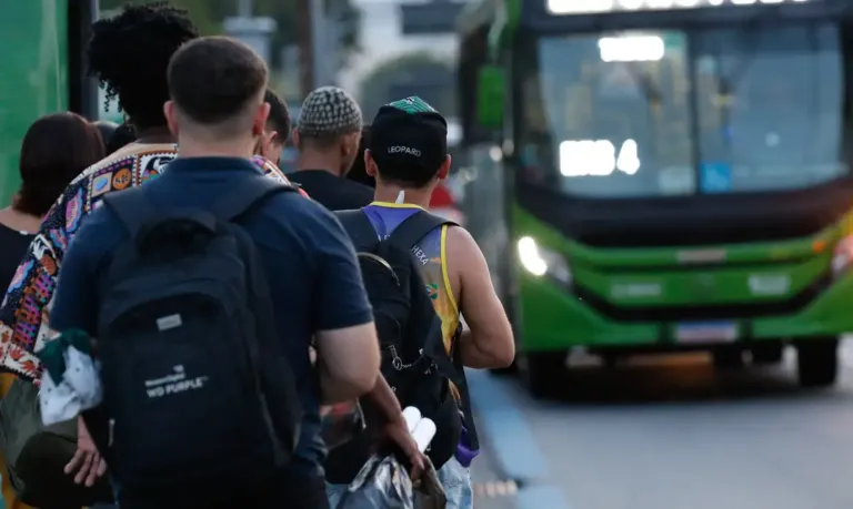Passagem dos ônibus urbanos do Rio vai subir para R$ 5 no domingo