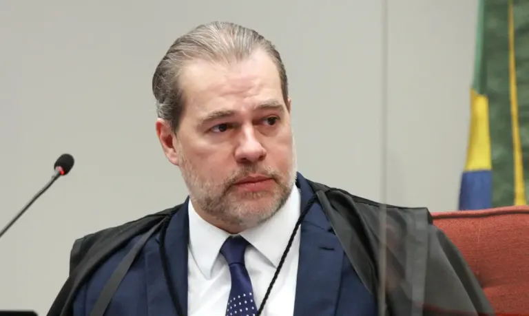 Toffoli mantém participação de diretor do BC em acareação do Master