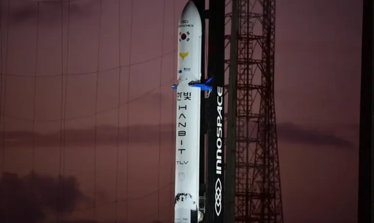 Foguete explode ao decolar na Base de Alcântara, no Maranhão