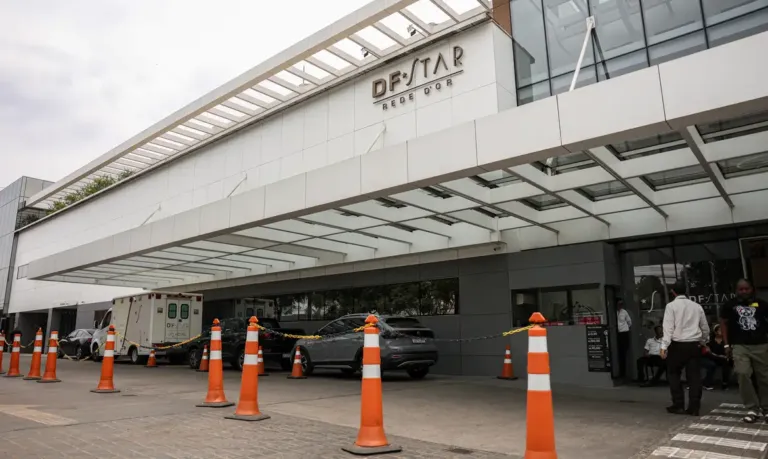 Bolsonaro fará novo procedimento para tratar soluço na segunda-feira