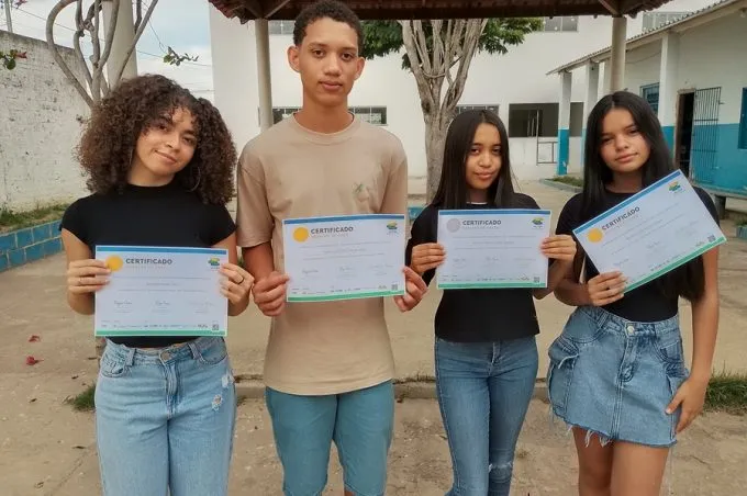 Alunos da rede municipal são premiados na Olimpíada do Tesouro Direto de Educação Financeira