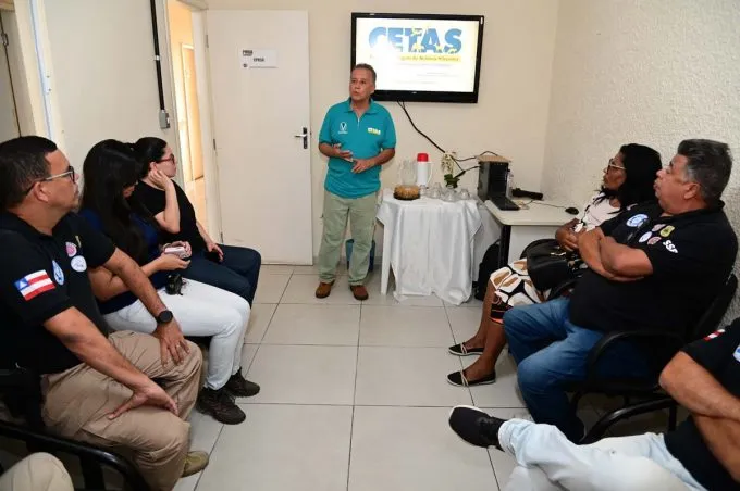 Centro de Triagem de Animais Silvestres realiza palestra técnica para equipe do Centro Integrado de Comunicações