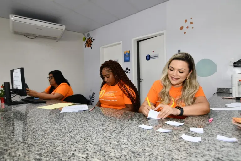 Prefeitura realiza ação do Dezembro Laranja com prevenção ao câncer de pele