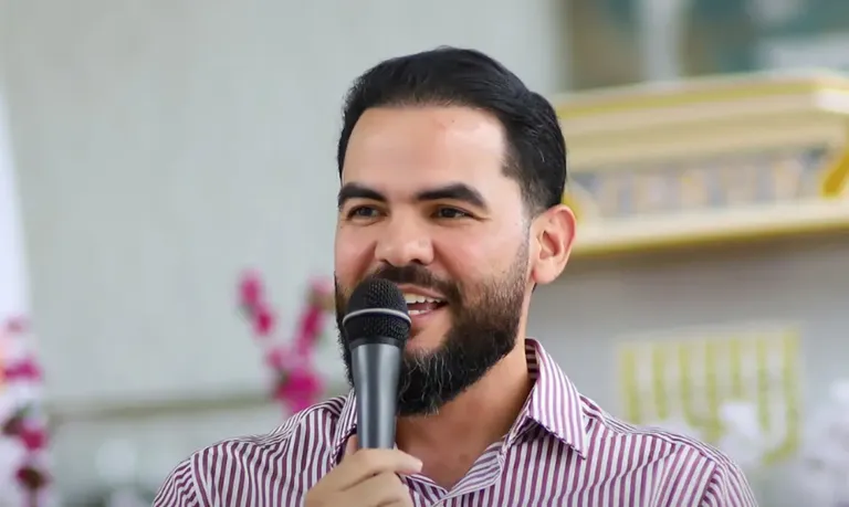 Prefeito, primeira-dama e a ex-vice prefeita são presos por desvio de recursos