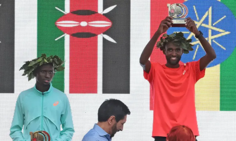 Com ultrapassagem nos minutos finais, etíope vence a São Silvestre