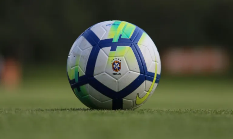 RJ terá ponto facultativo dia 17 devido a partidas de Flamengo e Vasco