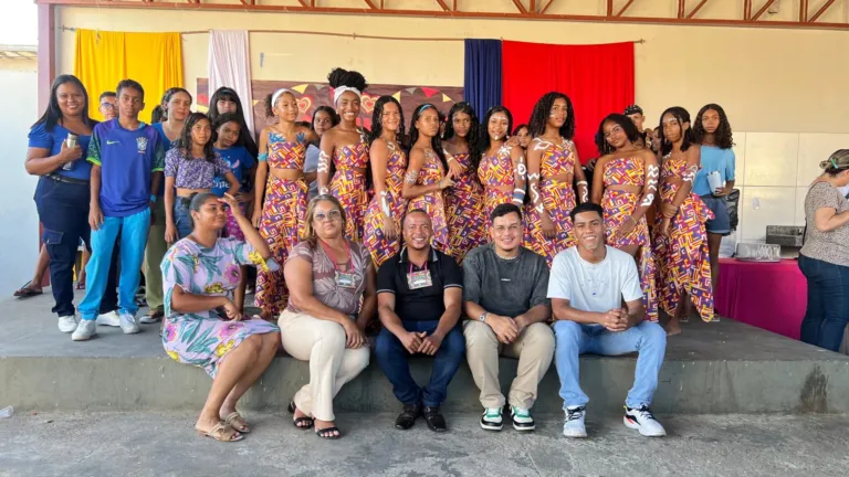 Escola Municipal Anália Barbosa celebra cultura afro em sua 6ª Gincana alusiva à Consciência Negra