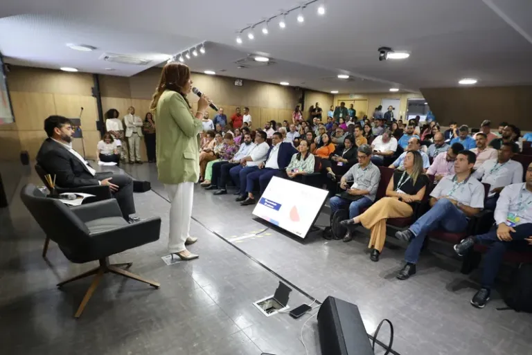 Sesab e Serin promovem assistência técnica para Prefeituras na área da Saúde