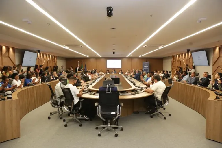 Pacto firmado pelo MPBA com 20 municípios visa encerramento humanizado dos lixões