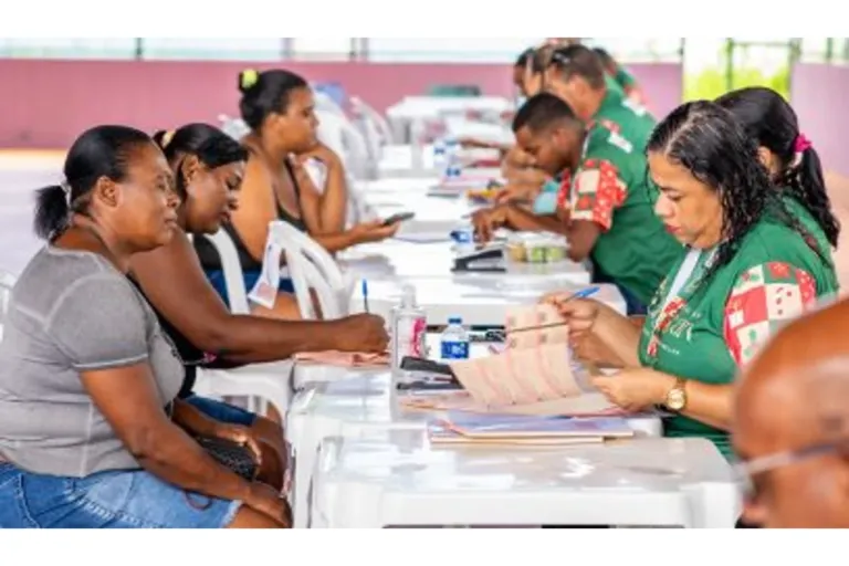 Cupons da Cesta de Natal podem ser retirados até esta quinta-feira