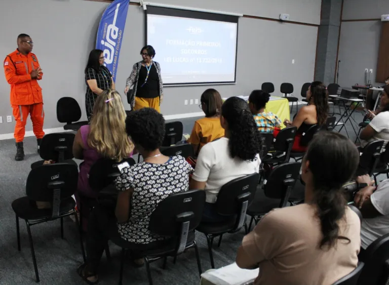 SEDUC certifica profissionais da Rede Municipal em Formação da Lei Lucas