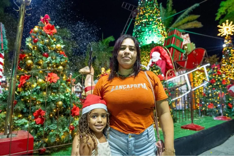 Programação da ‘Fábrica de Sonhos’ encanta camaçarienses e turistas com cultura e encontros em clima natalino
