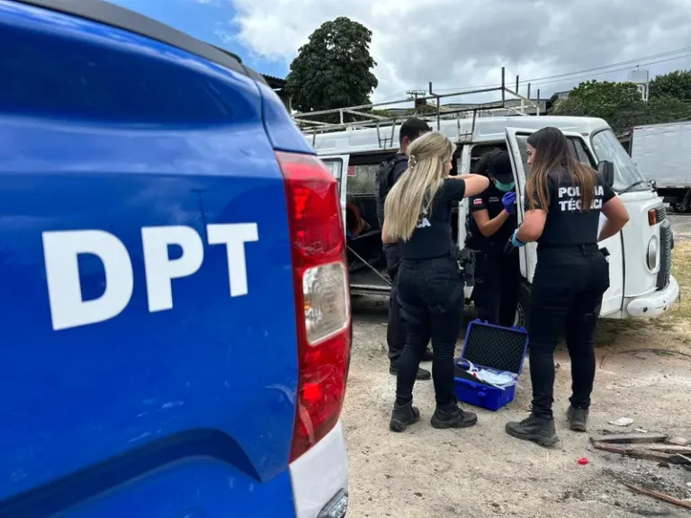 Polícia localiza carro utilizado pelos técnicos de internet assassinados