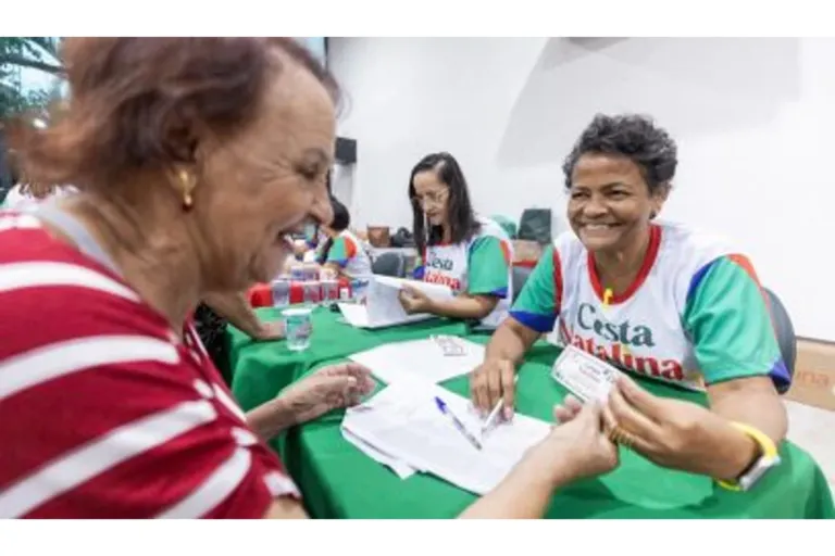 Cesta Natalina do Servidor será entregue neste sábado; veja locais de retirada