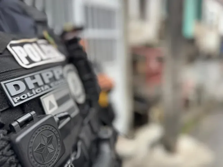 Polícia Civil cumpre mandado de prisão contra mais um envolvido em triplo homicídio no Alto do Cabrito