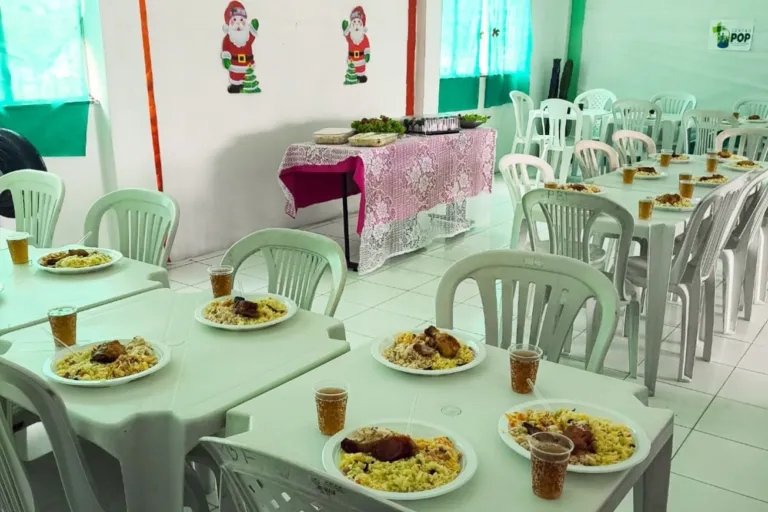 Centro POP realiza Ceia de Natal para pessoas em situação de rua