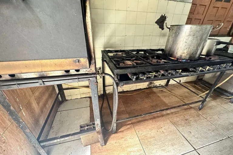 Restaurante é interditado na avenida Getúlio Vargas por irregularidades sanitárias