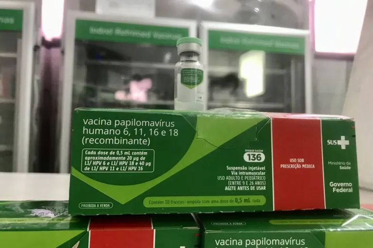 Vacinação contra o HPV para pessoas de 15 a 19 anos é ampliada até o primeiro semestre de 2026