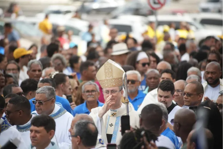 Salvador celebra 476 anos da Festa de Nossa Senhora da Conceição da Praia com missa campal e procissão no Comércio