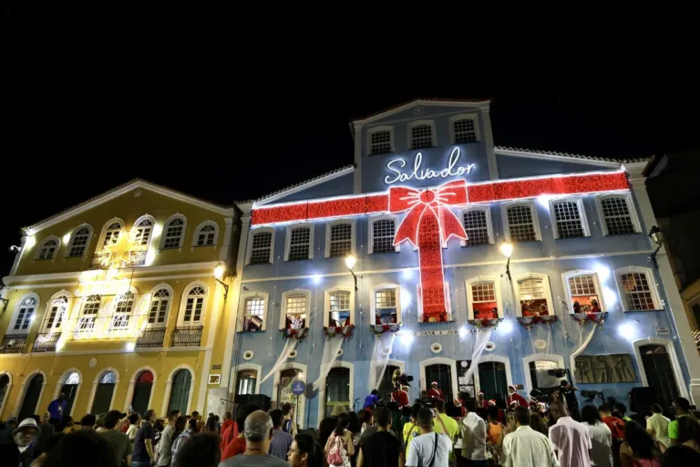 Natal Salvador tem vasta programação neste final de semana com desfile, corais e feira gastronômica