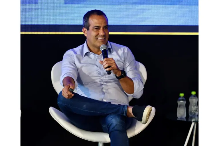 Bruno Reis anuncia transporte gratuito e refeições no Restaurante Popular para ambulantes no Virada Salvador