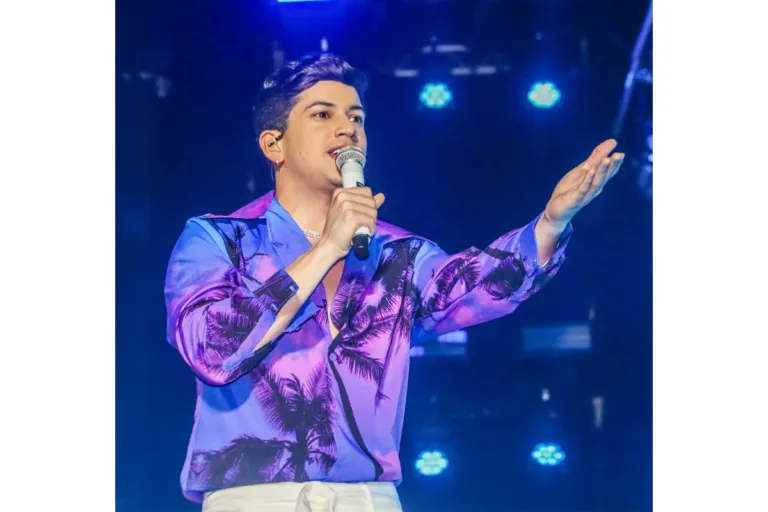 Estreante no Festival Virada Salvador, Léo Foguete abre a primeira noite do evento com sucessos