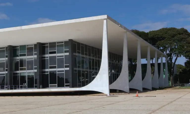 Psol aciona STF contra “gratificação faroeste” a policiais que matam