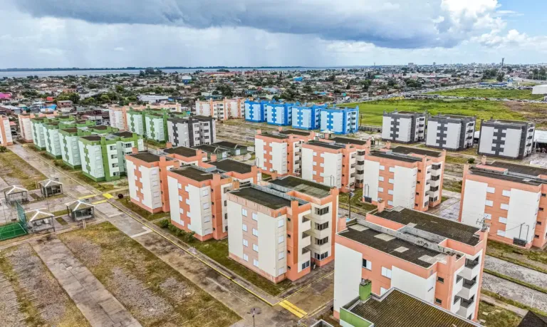 Lula entrega 1.276 unidades do Minha Casa, Minha Vida no RS