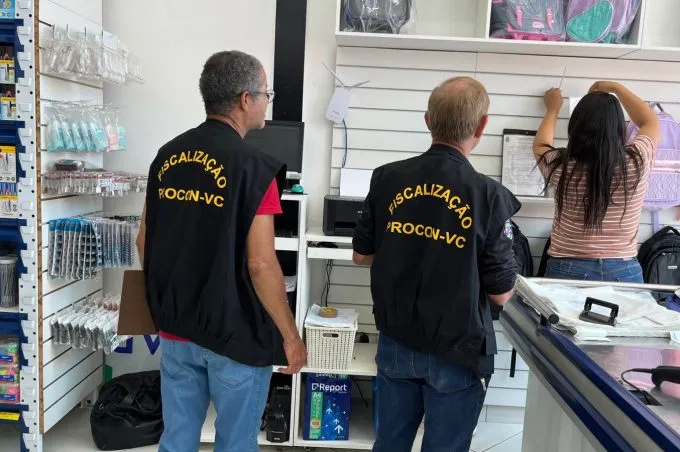 Procon de Vitória da Conquista realiza fiscalização durante o período de compra de materiais escolares