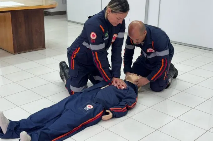 Samu 192 orienta população para importância de primeiros socorros em casos de convulsão, engasgo e afogamento