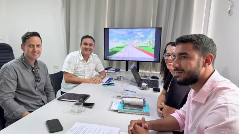 Prefeitura e Sistema FIEB discutem projetos do Parque da Cidade e da Praça Esportiva