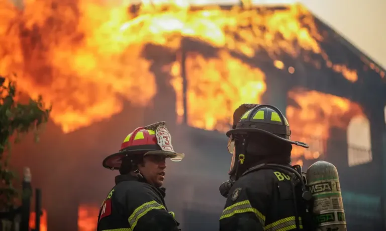 Calor extremo e incêndios florestais deixam 19 mortos no Chile