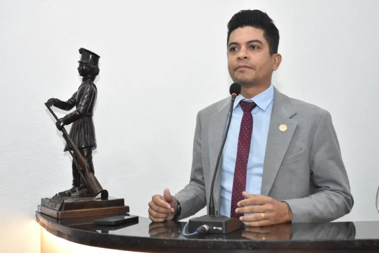 Indicação pede ação da Prefeitura e da Sedur no bairro Conceição II