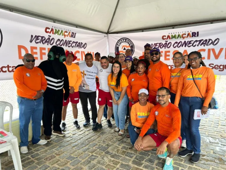 Verão Conectado: ação integrada em Arembepe leva orientações sobre saúde e segurança